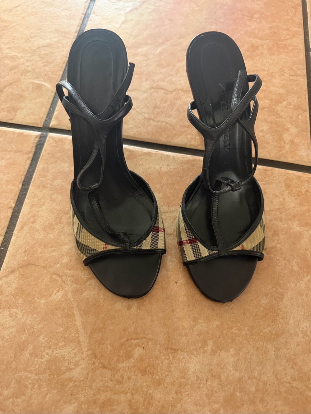 Burberry Black Strappy Heeled Sandals with Beige Plaid Accent